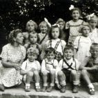 1953    Kindergarten.jpg