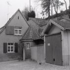 Lehrerhaus mit Garage 1960.jpg