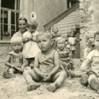 1952 Kindergarten.jpg